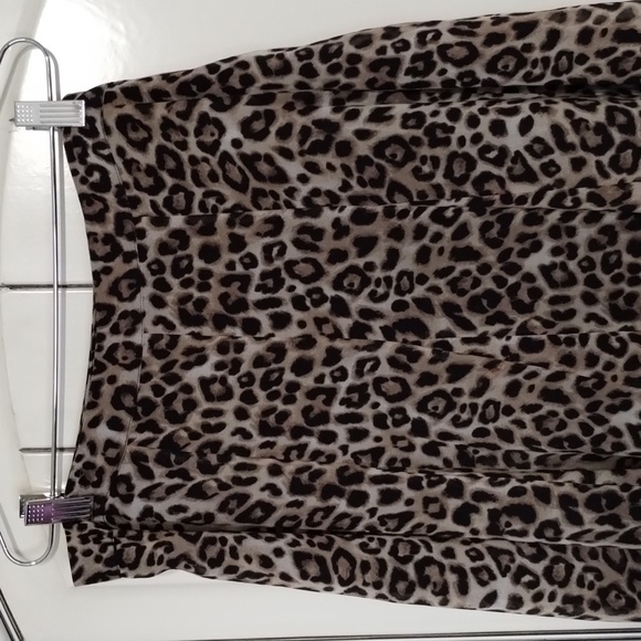 Chico's Leopard Print Maxi Skirt Size 1 (Size 8) Medium Black/Brown - Picture 2 of 9